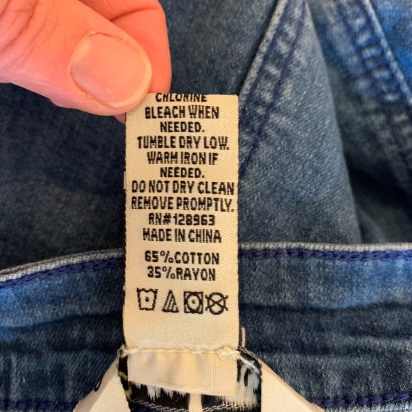 Indigo Rein Snap Jean Skirt - Picture 5 of 5